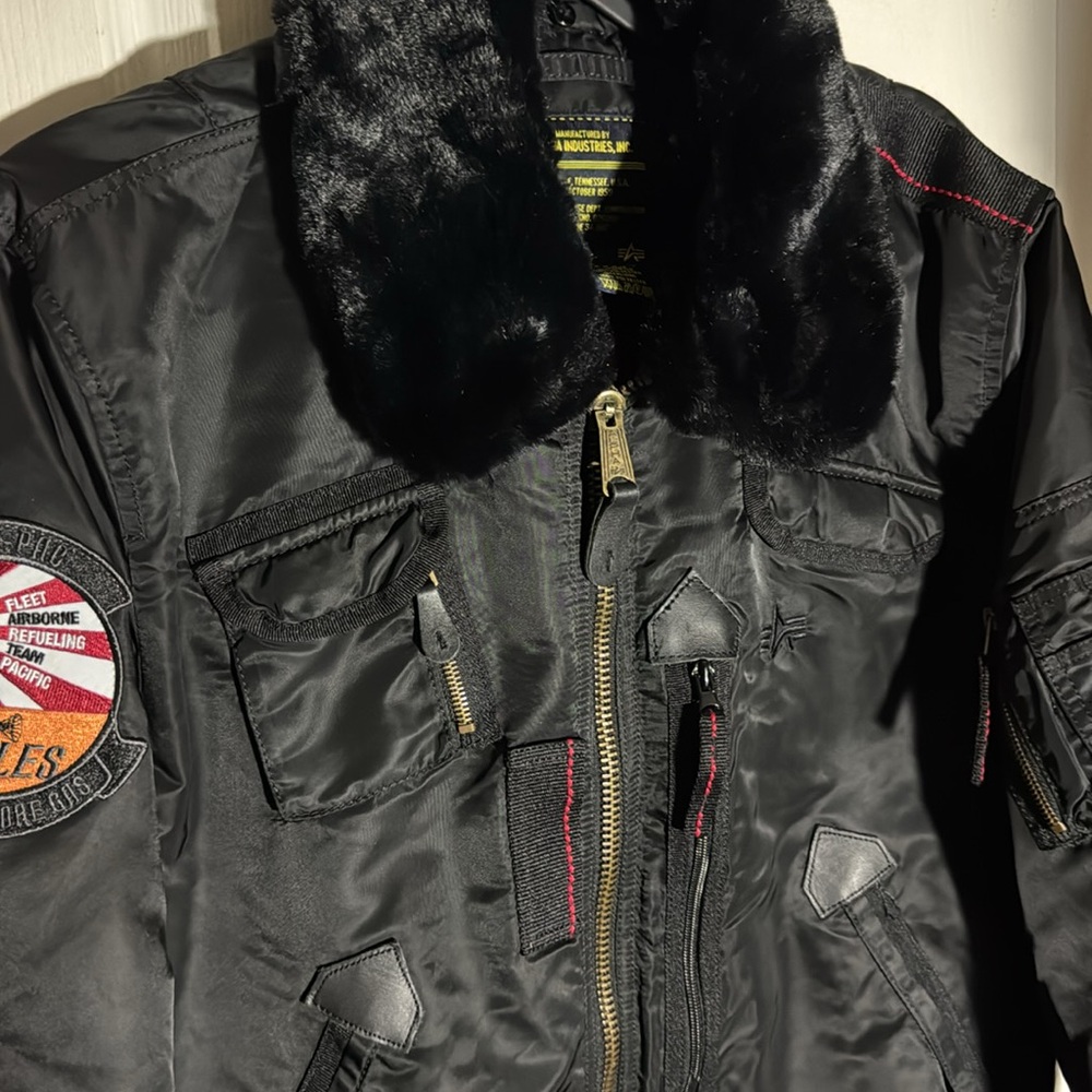 ALPHA INDUSTRIES Bomber B-15 Flight Jacket Fart-Pac Eagles Vintage Coat Medium - Picture 3 of 14